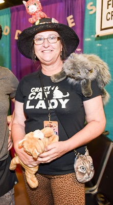 Sherry R cosplay as Crazy Cat Lady