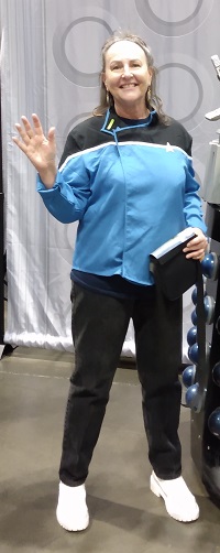 Sherry R in cheap Lower Decks costume, as shipped